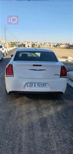 كرايسلر 300